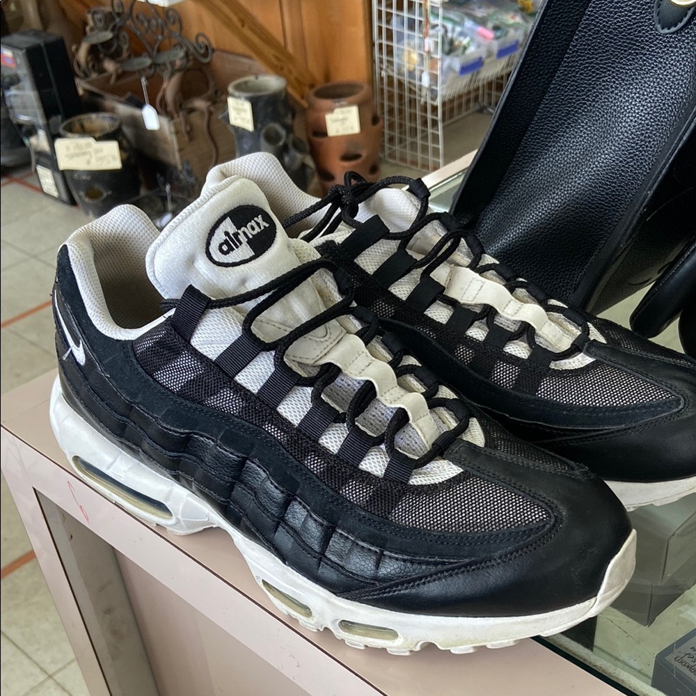 Nike Air Max Black and White Sneakers
